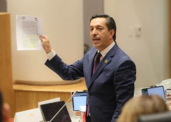 Presenta irregularidades Ley de Ingresos de Hermosillo: David Figueroa