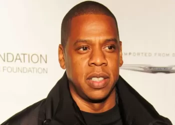 Jay-Z es acusado de abusar sexualmente de una niña de 13 años
