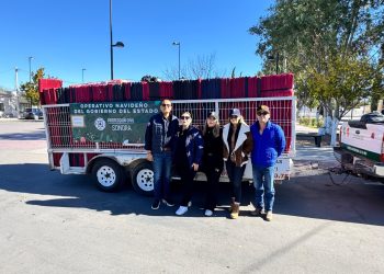 Llega a más municipios el Operativo Navideño del Gobierno del Estado; Personal de Protección Civil participa en las entregas