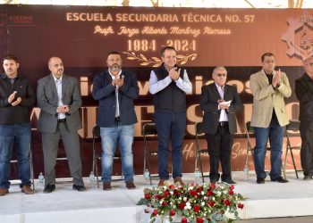 Lleva Antonio Astiazarán el programa Reciclase a la Secundaria Técnica 57