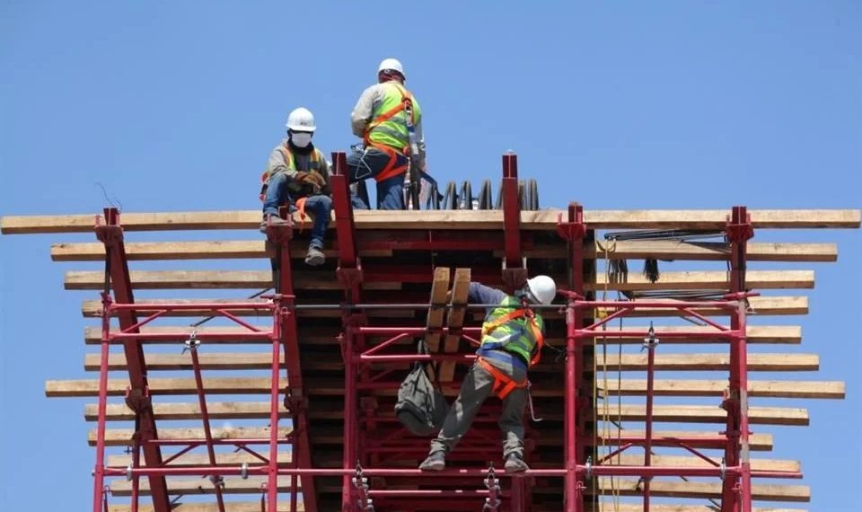 Estima CMIC caída de 15% en sector construcción este año