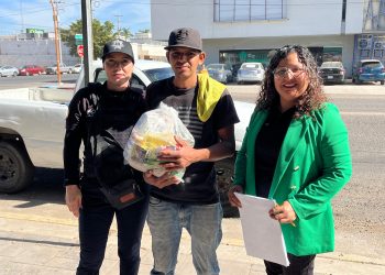 Entregan SSPM Y DIF Cajeme despensas a integrantes del Programa “Lavacarros”