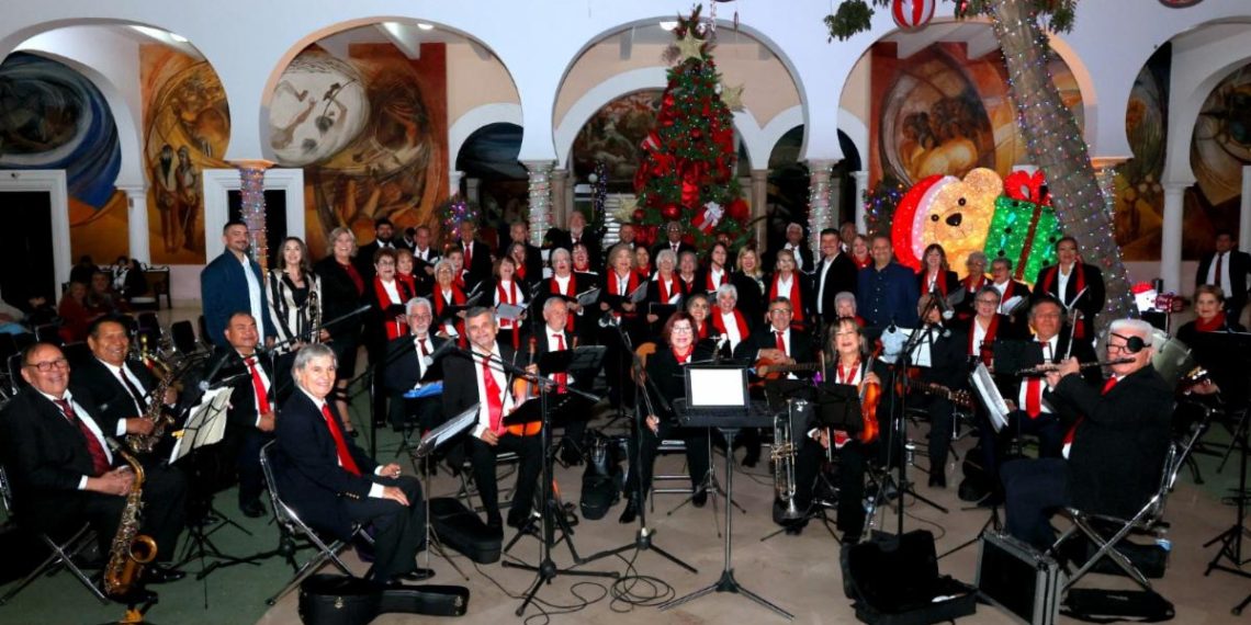 Realiza Isssteson tradicional concierto navideño en Palacio de Gobierno