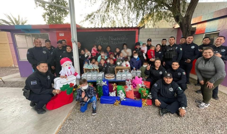 Comparten Policías Estatales alegría en posada navideña con infantes y jóvenes
