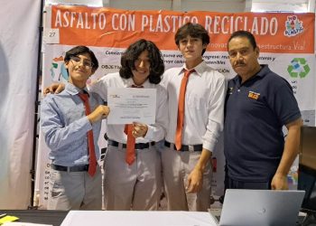 Desarrolla alumnado de Cobach Sonora proyecto de asfalto plástico