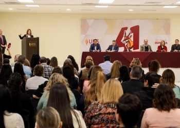 La UES reafirma su compromiso con el Plan Sonora impulsado por el gobernador Durazo, con foro e investigación: Patricia Patiño