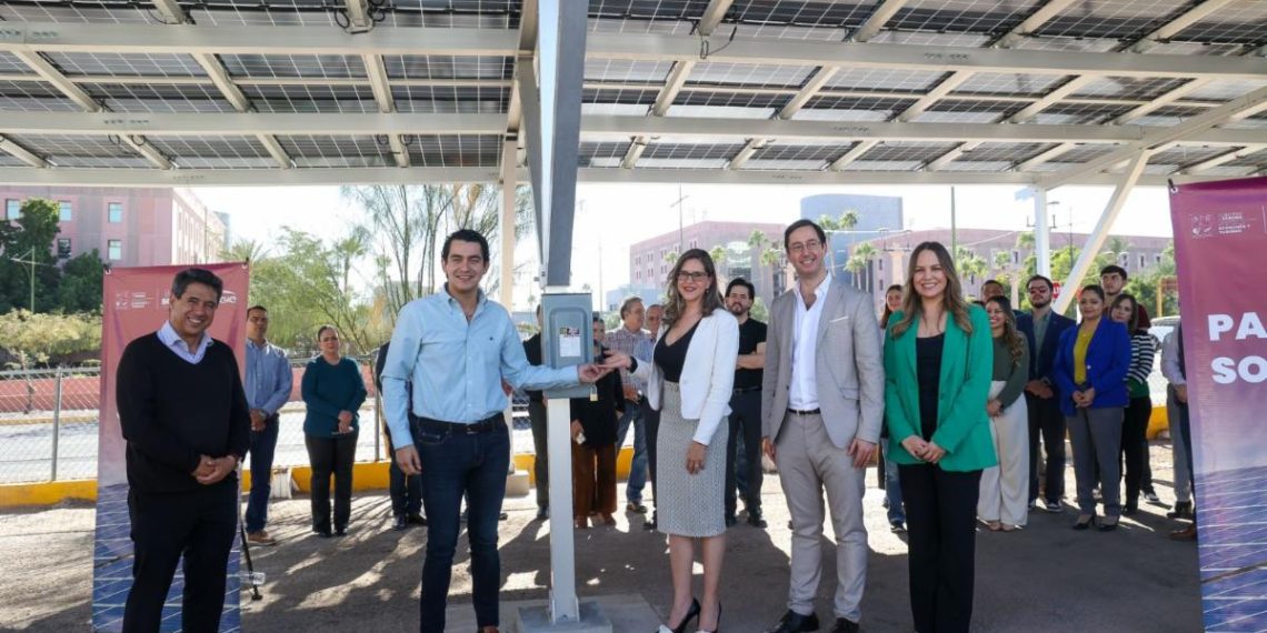 Gobierno de Sonora inicia uso de energía solar en oficinas de la Secretaría de Economía y Turismo