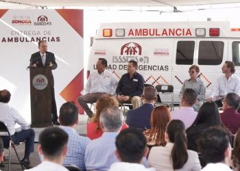 Gobernador Durazo fortalece a Isssteson con ocho nuevas ambulancias y respaldo presupuestal