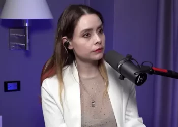Redes arremeten contra Maryfer Centeno tras romper en llanto en nueva entrevista: “cada vez se hunde más”