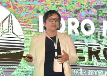 Presentan últimas tendencias en la fabricación de módulos fotovoltaicos en Tercer Foro Mundial de Energía