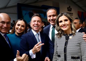 Asiste Toño Astiazarán a toma de protesta de Gobernador de Jalisco 