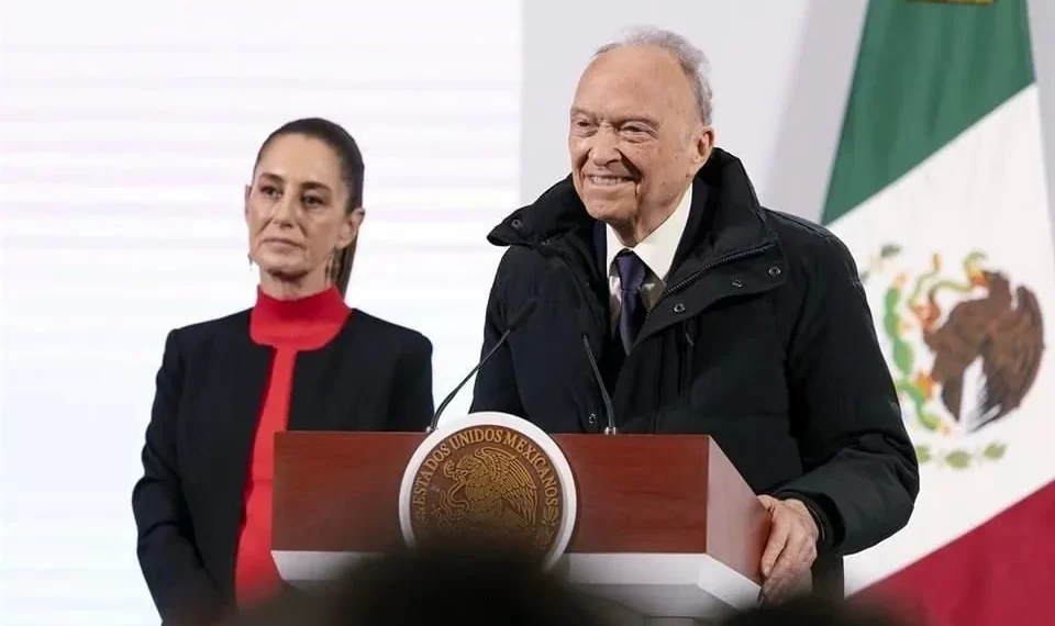 Acusa Gertz conspiración en tráfico de armas EU-México