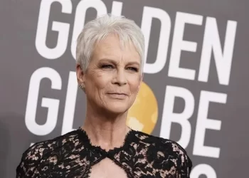 Jamie Lee Curtis dona 1 mdd a víctimas de incendios en LA