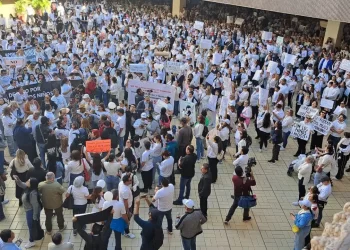 Salen ciudadanos a calles de Culiacán a exigir a Gobernador solucione inseguridad