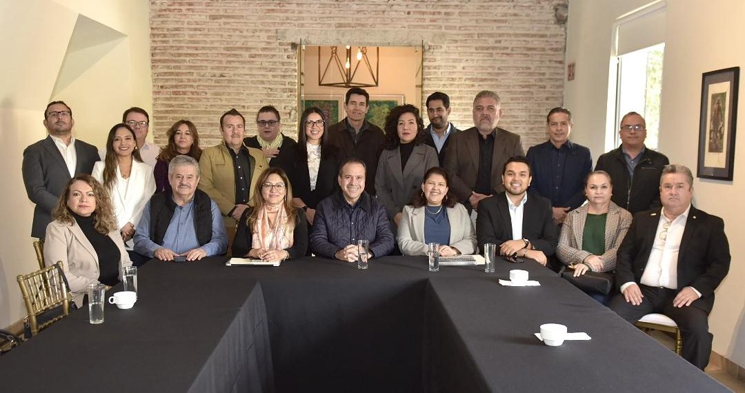 Trabaja Toño Astiazarán para convertir a Hermosillo en la ciudad solar sustentable