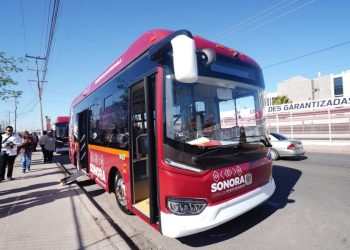 Gobernador Durazo transforma el transporte público en Hermosillo con unidades eléctricas a través del Plan Sonora