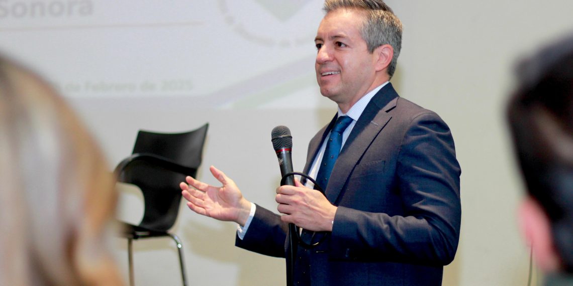 Llama Omar Del Valle Colosio a impulsar la transición hídrica en Sonora