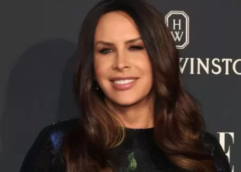 Karla Sofía Gascón promete quedarse en silencio por el bien de “Emilia Pérez”