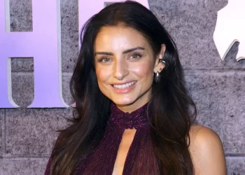 Aislinn responsabiliza a José Eduardo y su familia materna por la ausencia de los Derbez en el bautizo de Tessa