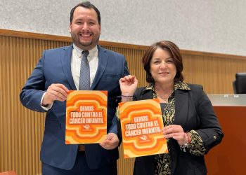 Bancada Naranja propone atención gratuita y universal contra el cáncer infantil