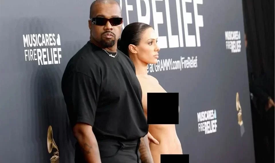 Pierde Kanye West 20 mdd por look de Censori en Grammy