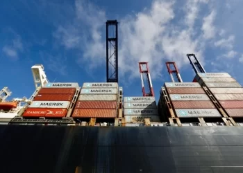 Advierten Texas y Arizona impacto económico en familias por imposición de aranceles