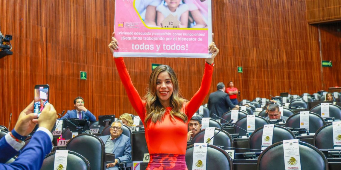 Con la aprobación de la Ley de Infonavit, garantizamos vivienda digna y accesible para todos los mexicanos: Diputada Diana Karina Barreras