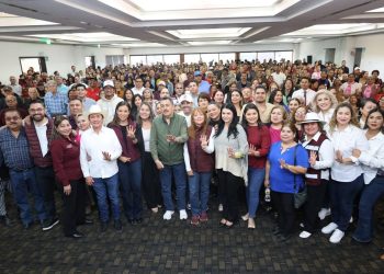 Realiza exitosa gira por el sur de Sonora la Presidenta de Morena Judith Armenta