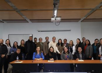 Presentan docentes de Creson Red de Investigación de Escuelas Normales