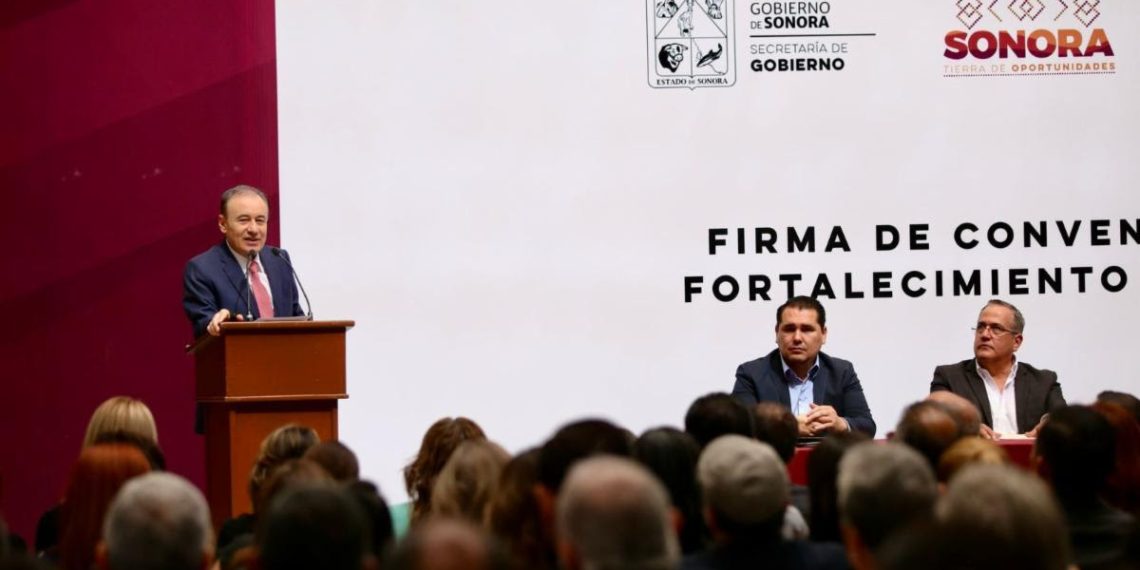 Gobernador Durazo logra descuentos notariales del 50% con Programa de Fortalecimiento Notarial