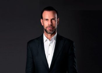 Rompe el silencio sobre video íntimo