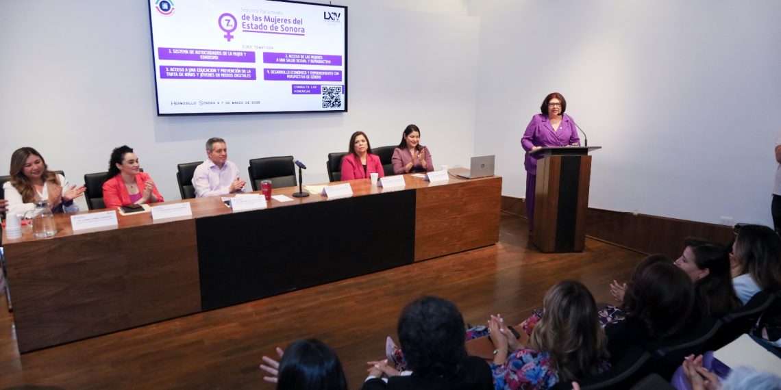Recibe Congreso del Estado propuestas para integrar una agenda legislativa en materia de equidad de género.