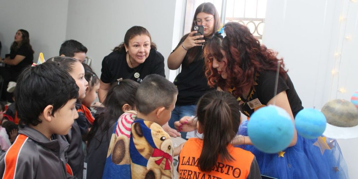 Disfrutan excursión minera estudiantes de primaria