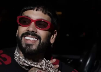 Anuel AA desmiente estar hospitalizado