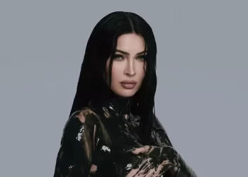 Megan Fox y Machine Gun Kelly reciben a su hija