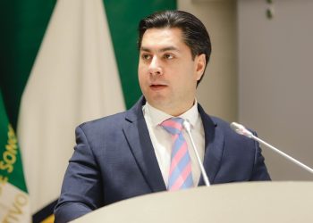 Propone Emeterio Ochoa proteger a personas adultas mayores en situación de vulnerabilidad