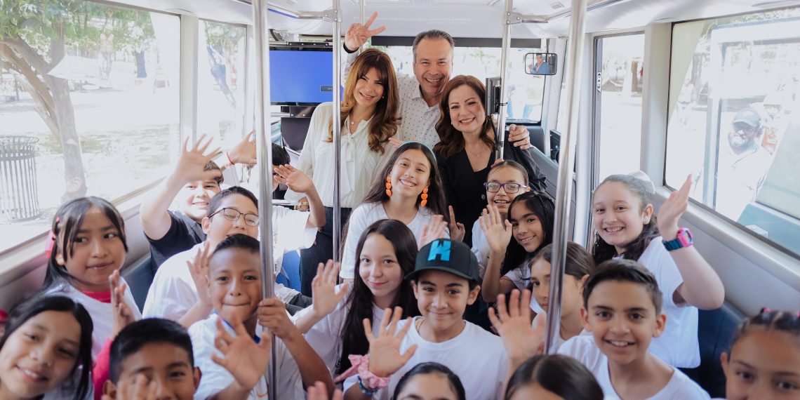 Promueven Toño Astiazarán y Patty Ruibal derechos de la niñez con Cabildo Infantil 2024-2025