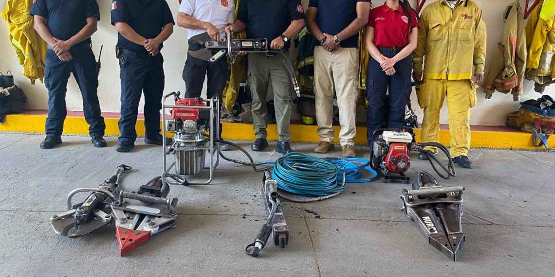Otorga Navojoa equipo y capacitación a bomberos de Álamos y Quiriego