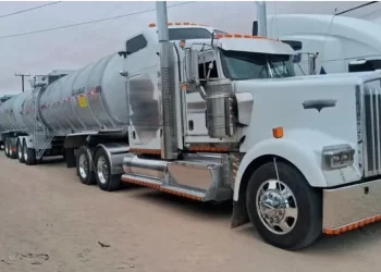  Incautan huachicol transportado en seis camiones en Peñasco