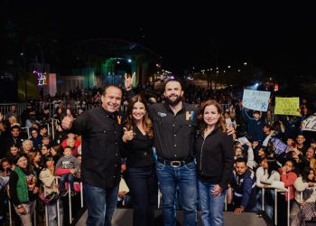 Agradecen organizaciones civiles apoyo de Carín León a través de Misión Solar de DIF Hermosillo