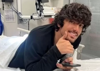 Alex Fernández, hijo de Alejandro Fernández, sufre aparatoso accidente