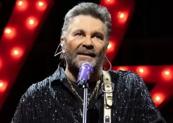 Mijares desmiente supuesto retiro de los escenarios