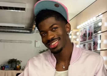Lil Nas X hospitalizado de emergencia por una parálisis facial