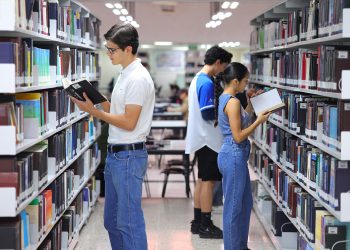 Invitan a fomentar el hábito de la lectura y a visitar las bibliotecas Unison