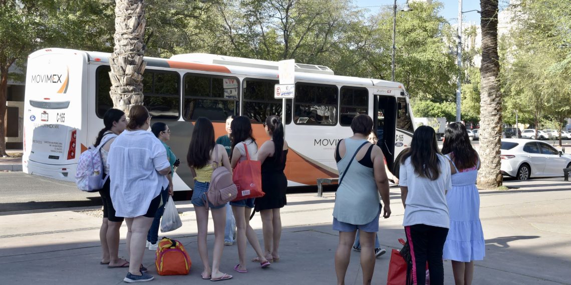 Disfrutan hermosillenses traslados gratuitos del Ayuntamiento a Bahía de Kino