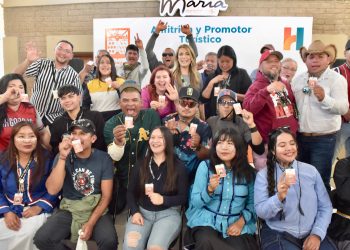 Gradúa Ayuntamiento de Hermosillo a primera generación de anfitriones turísticos étnicos y kineños