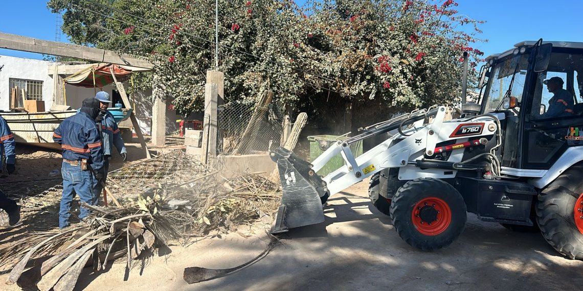 Recolecta Ayuntamiento de Hermosillo 35 toneladas en descacharre en Bahía de Kino