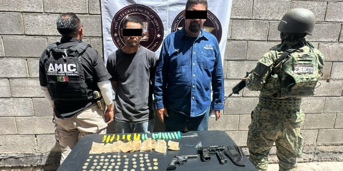 Asegura AMIC y DEFENSA droga, armas y captura a dos en cateo efectuado en Hermosillo