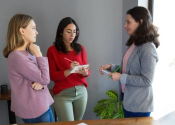 Mujeres mexicanas ganan 15% menos que los hombres: ENOE