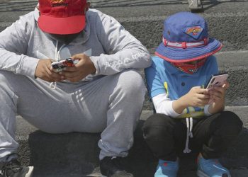 Al menos 6.1 millones de menores usan dispositivos móviles: Profeco